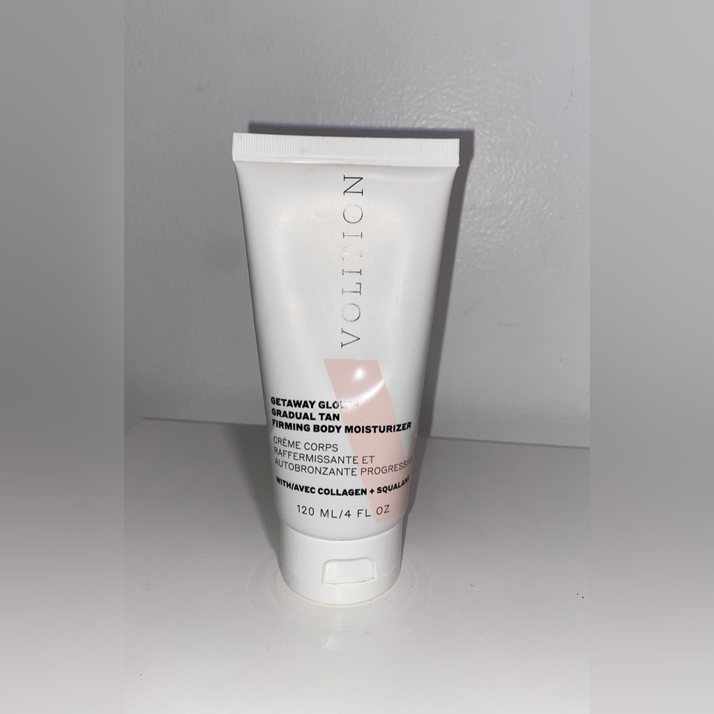 Volition Getaway Glow Gradual Tan Firming Body Moisturizer - White